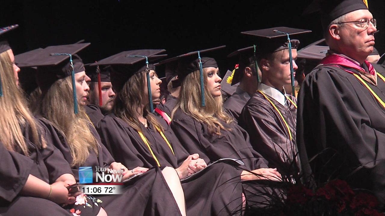 UNOH splits graduation ceremony for first time1.jpg